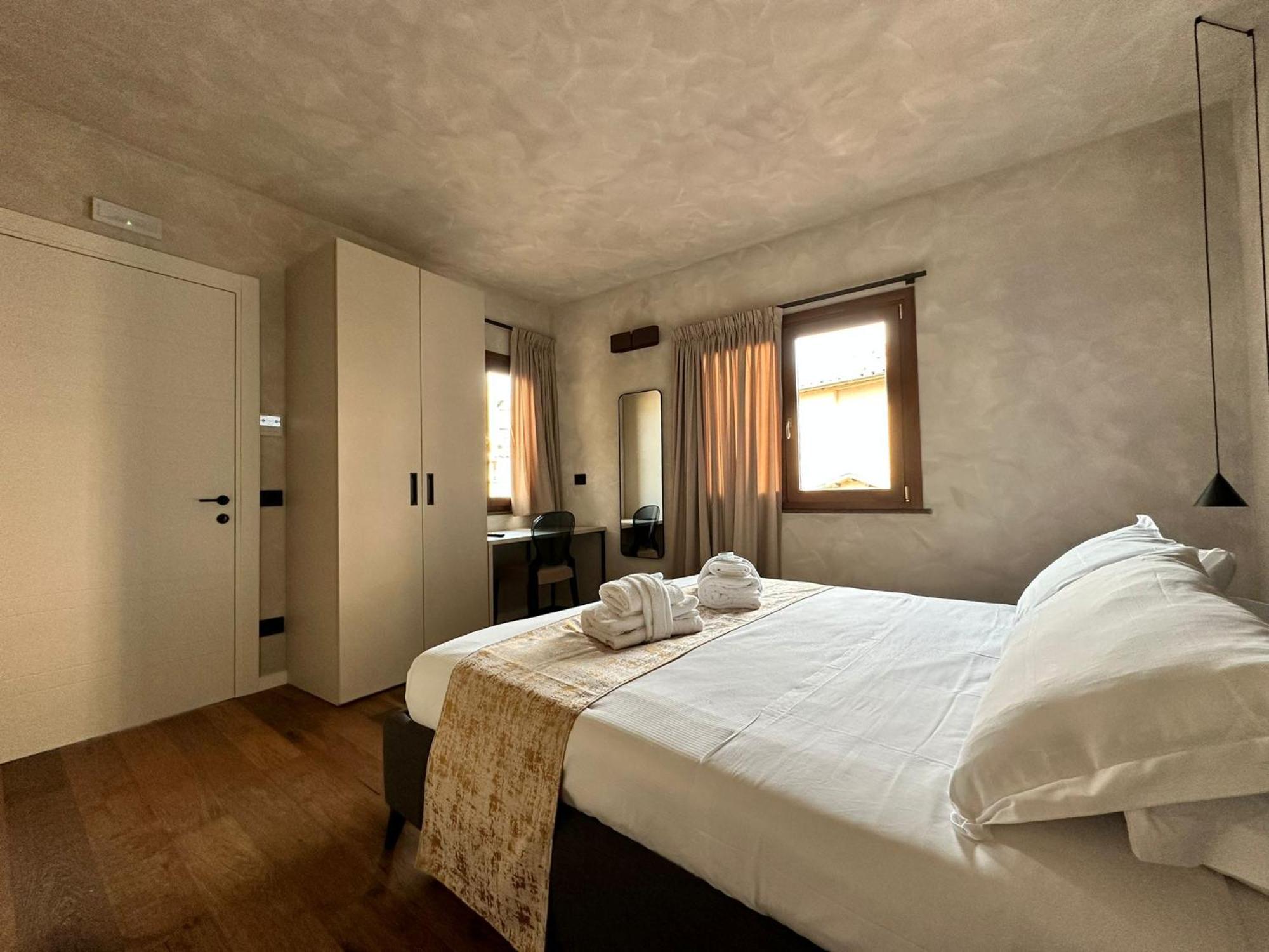 Отель Residenza Leutari Рим Экстерьер фото